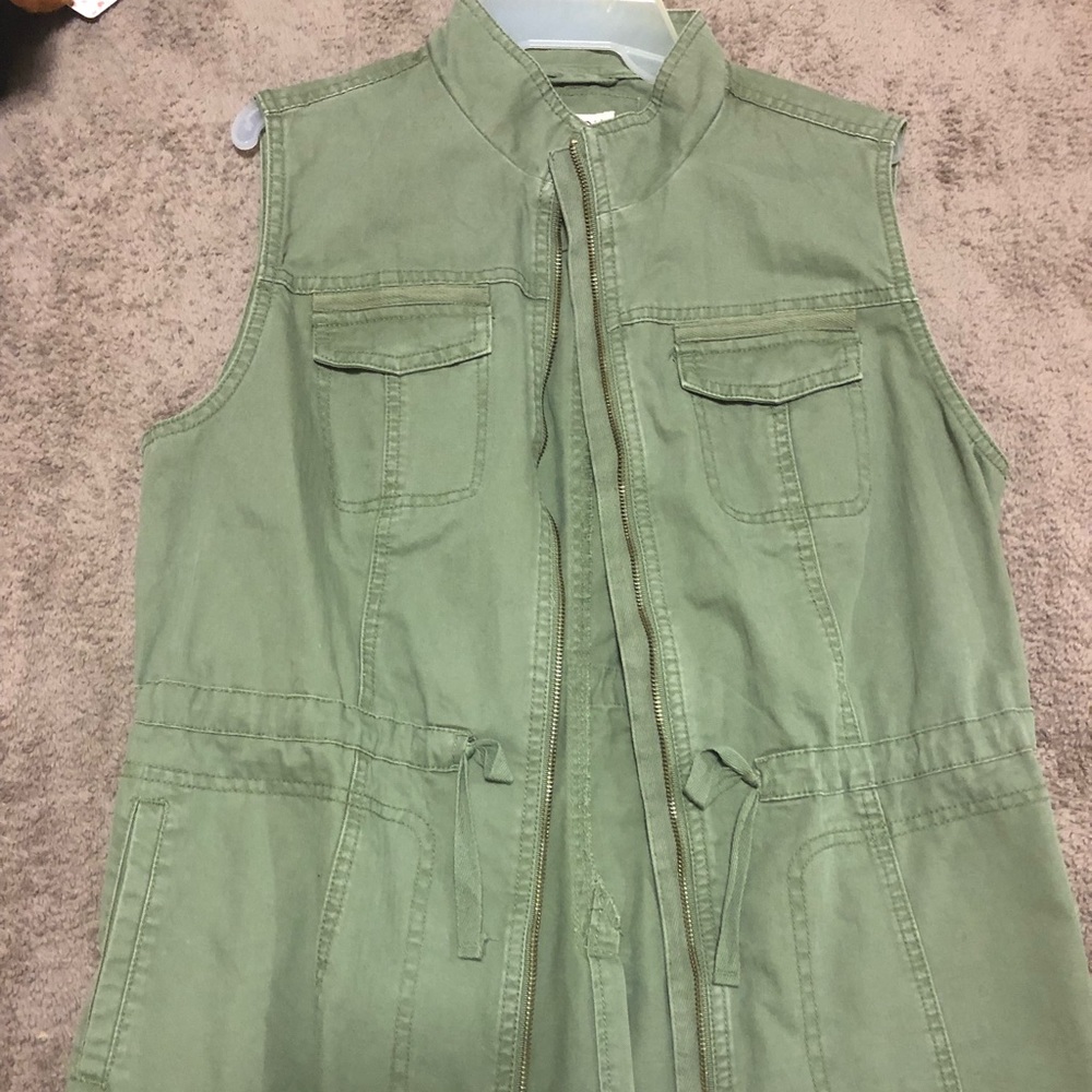 NWOT Olive Vest